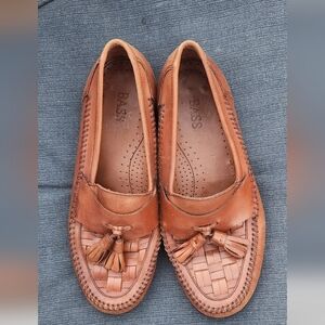 Bass Men's Tan Leather Tassel Loafers